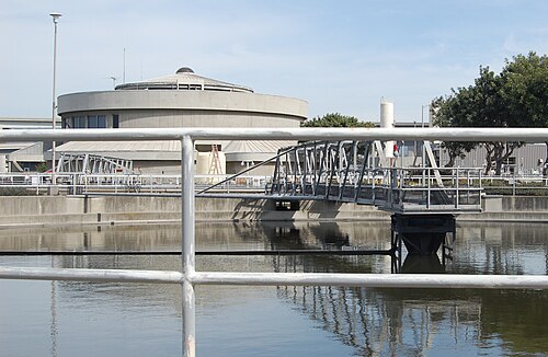 EBMUD's Main Wastewater Treatment Plant in Oakland, California, 17 March 2008. The photograph predates the 2012 expansion.